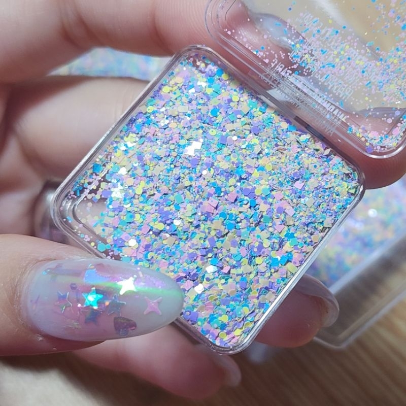 💖 Sweet Candy Glitter💖 กากเพชรกากลูกอม 🎉😚 งานละเอียด บางฝั่งง่ายยยย🌈 สีน่ารัก 🫶ตกแต่งได้หลากหลายงาน🥹บรรจุตลับเหลี่ยมใส✨