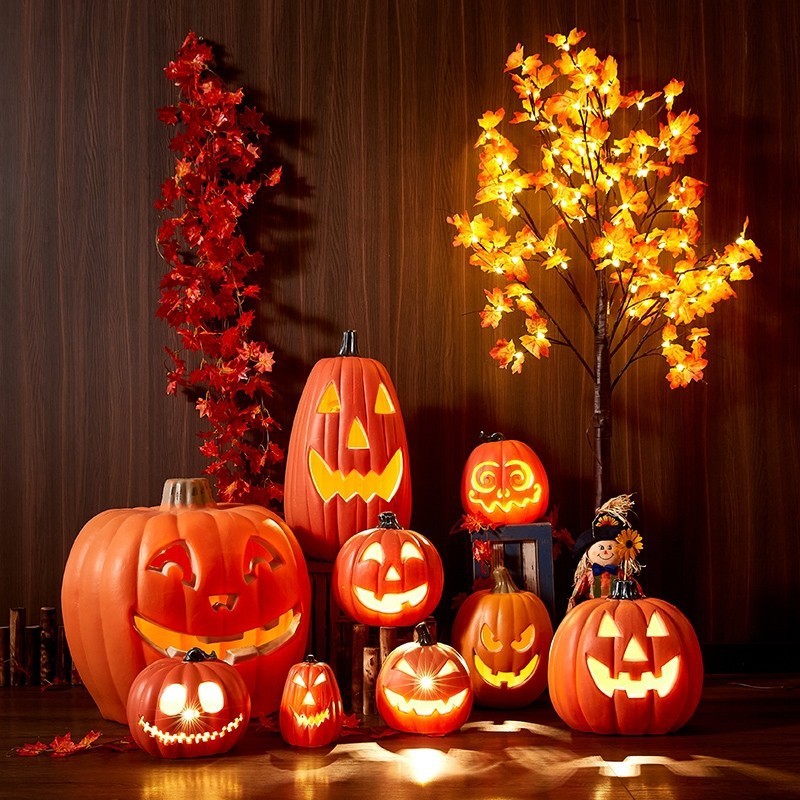 ฟักทองฮาโลวีน ฟักทองหน้าปีศาจ  ขนาด 20 - 45 ซม. Halloween Pumpkin สำหรับตกแต่งคาเฟ่ ร้านค้า บ้านเรือน เทศกาลฮาโลวีน