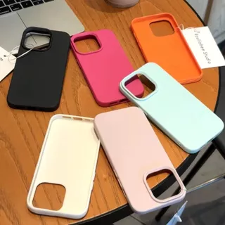 เคสไอโฟนมาการอง [สกรีนชื่อ] Series 17/16/15/14/13/12/11/XR/X เคสซิลิโคนนิ่ม สีทึบ ยกมุมกล้อง