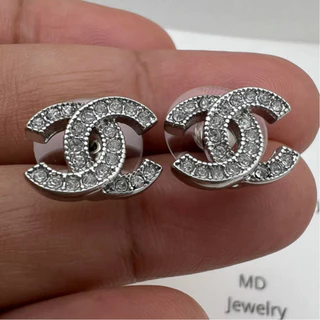 พร้อมส่ง ต่างหูฝังเพชรติดหูน่ารักเรียบๆงานคุณภาพ รุ่นคลาสสิค ขนาด 1.3 ก้านเงิน925 ไม่แพ้ ไม่ค้น เป็นมิตรต่อ