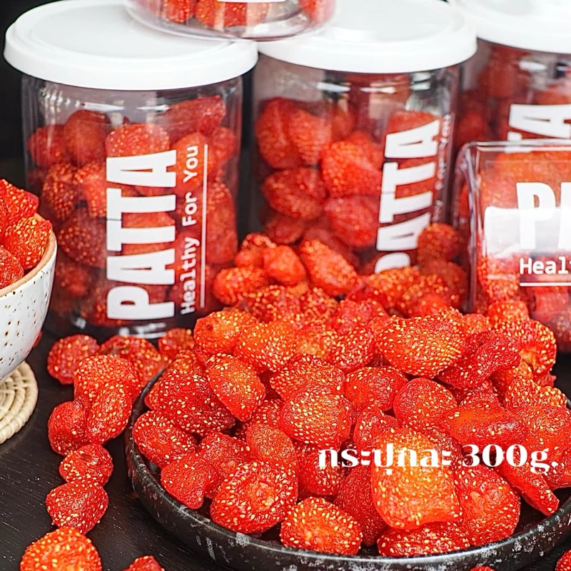 สตรอเบอรี่อบแห้ง 300 g🍓 齋·حلال สดใหม่! สตอเบอรี่ ผลไม้อบแห้ง สตอเบอรี่อบ สตรอเบอรี่ สตอเบอร์รี่