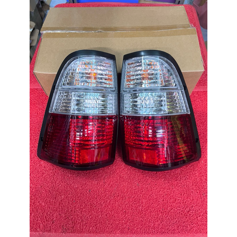 ไฟท้าย ไฟท้ายแต่ง ISUZU TFR ดราก้อนอาย DRAGON EYE ขาวแดงเพชร ยี่ห้อ Depo 1997 1998 1999 2000