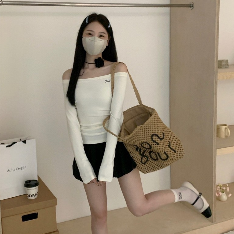 JARINYA เสื้อปาดไหล่แขนยาว wg.we ปัก Drodo (T754)