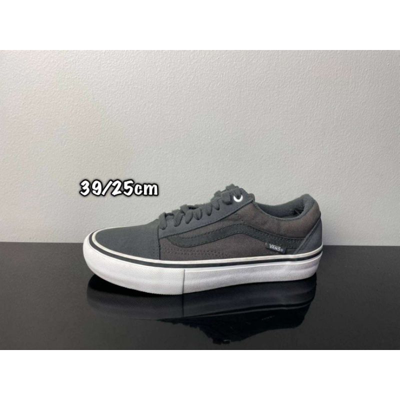 รองเท้ามือสอง Vans Old Skool Pro