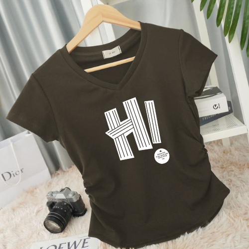 พร้อมส่ง เสื้อยืดสวย ผู้หญิง เสื้อยืด แฟชั่น แขนสั้น คอกลม ทรงสลิมฟิต เสื้อสาวอวบ หลากสี เสื้อยืดรัดรูป หลายรูปแบบ