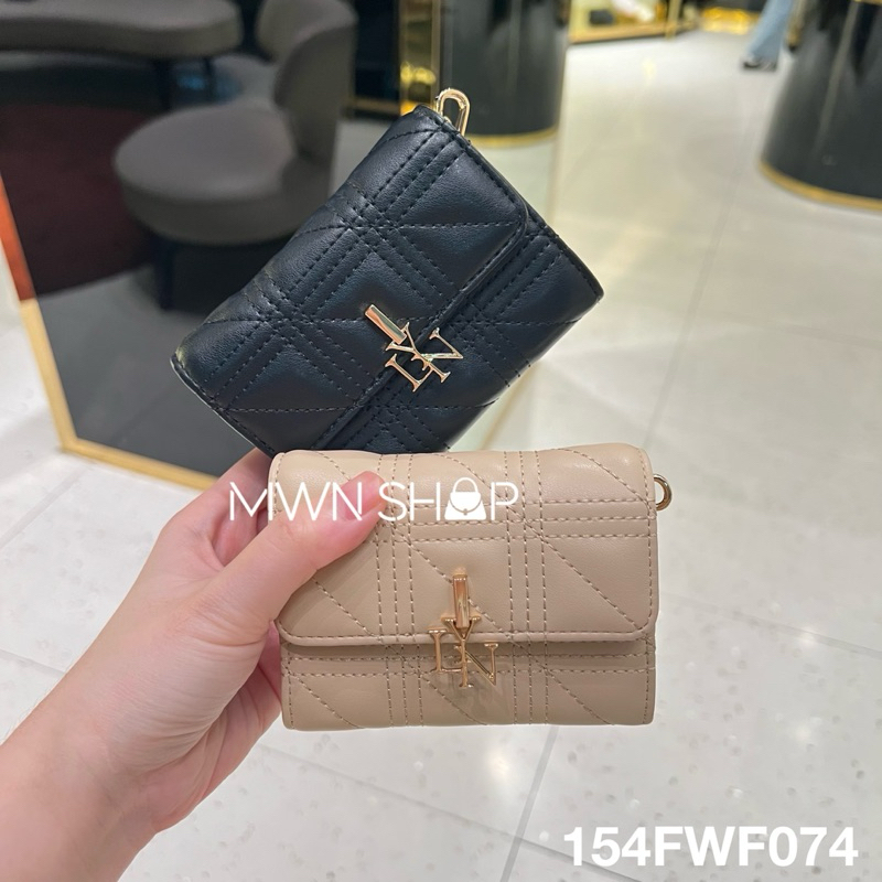 Lyn มีโค้ดลด30% aurelia wallet กระเป๋าสตางค์ใบสั้น พร้อมสายยาวสะพายข้าง ของแท้จากชอป