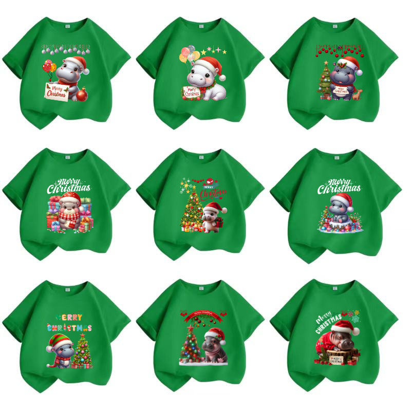 เสื้อยืดเด็กพิมพ์ลายน้องหมูเด้ง ฮิปโปแคระ วันคริสต์มาส Christmas Day เนื้อผ้าฝ้าย "สีเขียว" A1