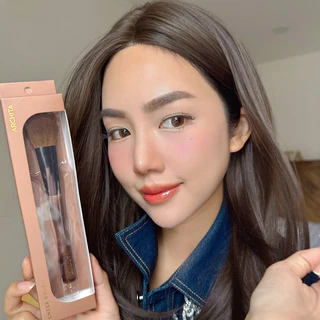 ARCHITA-CHEEK BRUSH 🪵