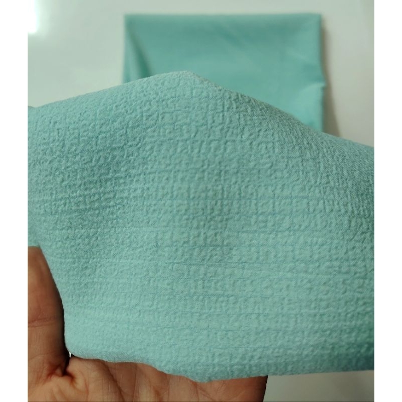 ผ้า BUBBLE สีพื้น ยืดนิดๆ มีลายในตัวผ้า สวย นิ่มมาก ใส่สบาย ไม่หนาไม่บาง มี 18 สี หน้ากว้าง 157 - 160 cm #ผ้าเมตร - รูปที่ 4