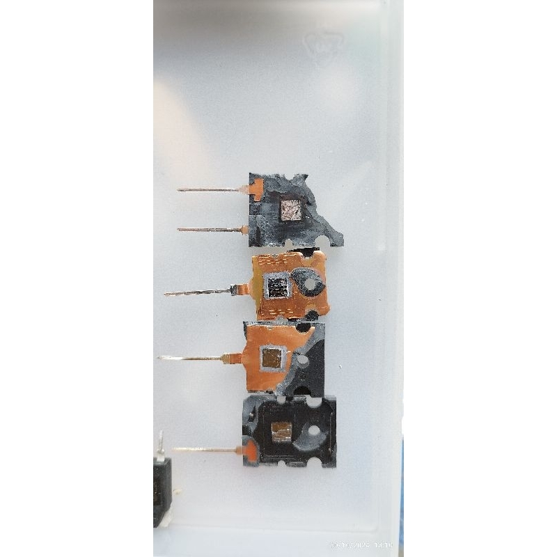 2sa1943/2sc5200สินค้าใหม่และเป็นของแท้ ราคาต่อ1คู่