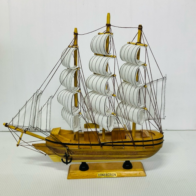 [สินค้าใหม่]เรือสำเภาไม้เสริมดวงสีไม้+ครีม