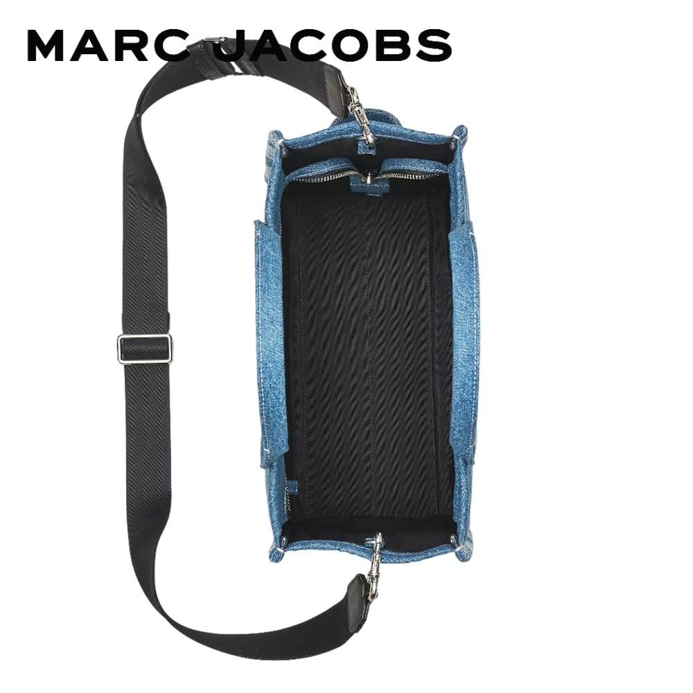 MARC JACOBS MARC JACOBS X WIZARD OF OZ  THE NO PLACE LIKE HOME DENIM MEDIUM TOTE BAG 2R4HTT031H03 RE24 กระเป๋าโท้ท