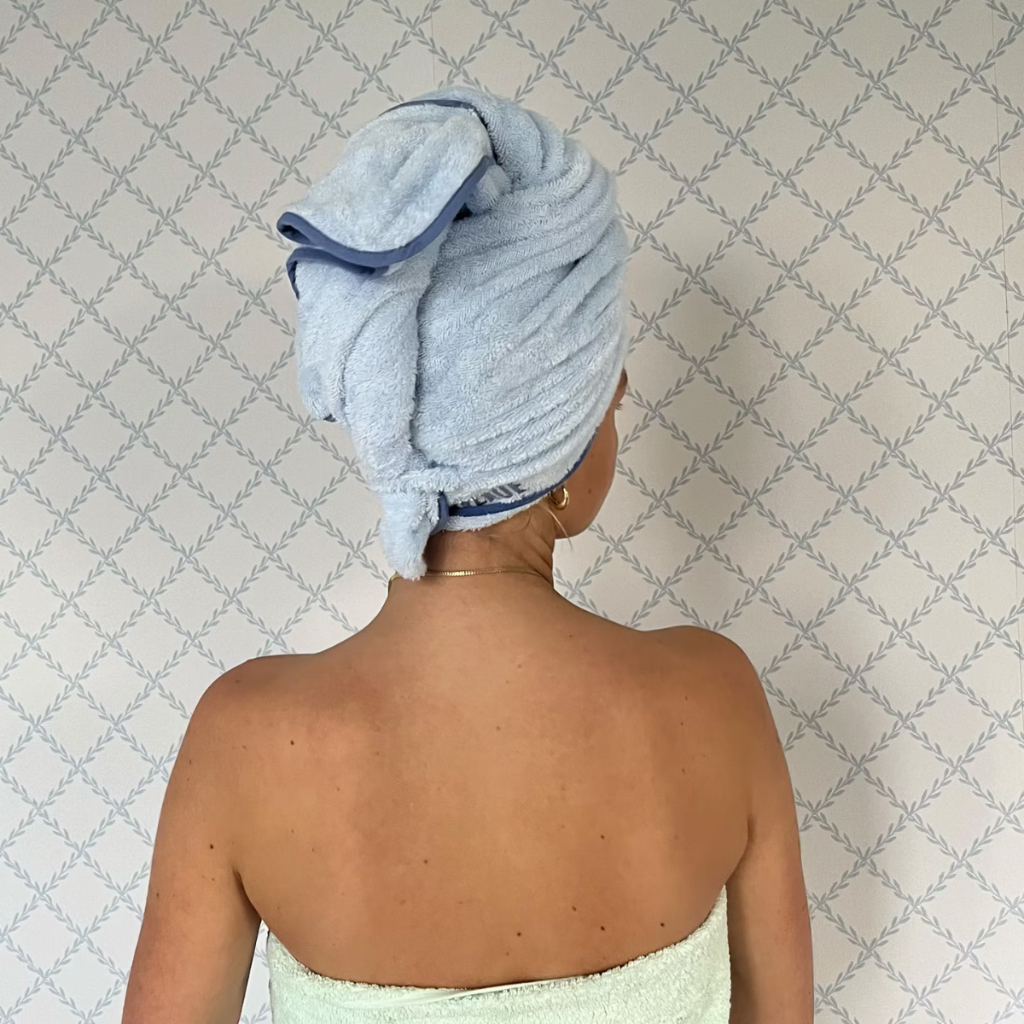 [พร้อมส่ง] DJERF AVENUE - Hair Towel Blue