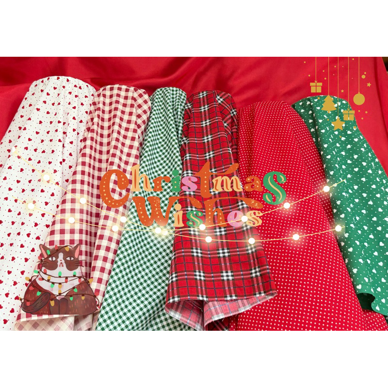 Christmas ผ้าลายคริสมาสต์ ผ้าตกแต่ง(หน้ากว้าง45นิ้ว(1.1เมตร) ผ้าปูโต๊ะสีแดง พร้อมส่ง