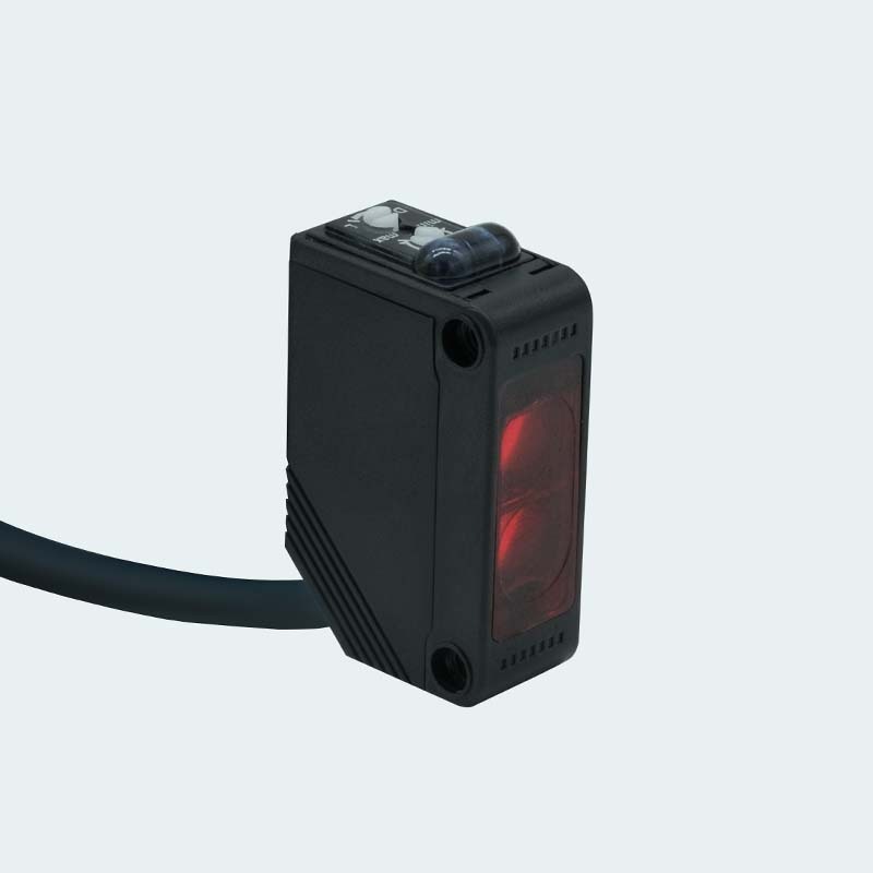 เซ็นเซอร์ตรวจจับสวิตช์ E3Z-D61 E3Z-D62 E3Z-D81 E3Z-D82 พร้อมส่ง