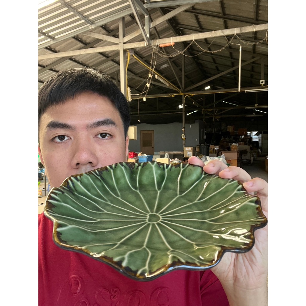 จานเซรามิค ทรงใบบัว จานมินิมอล จานคาเฟ่ ขนาด 8 นิ้ว สีเขียว เนื้อสโตนแวร์ ออกใบกำกับภาษีได้ รหัส111024 - รูปที่ 4