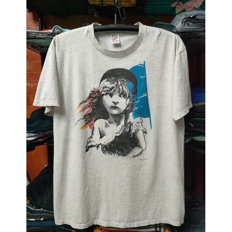 เสื้อยืดมือสอง งานเก่า Les Miserables