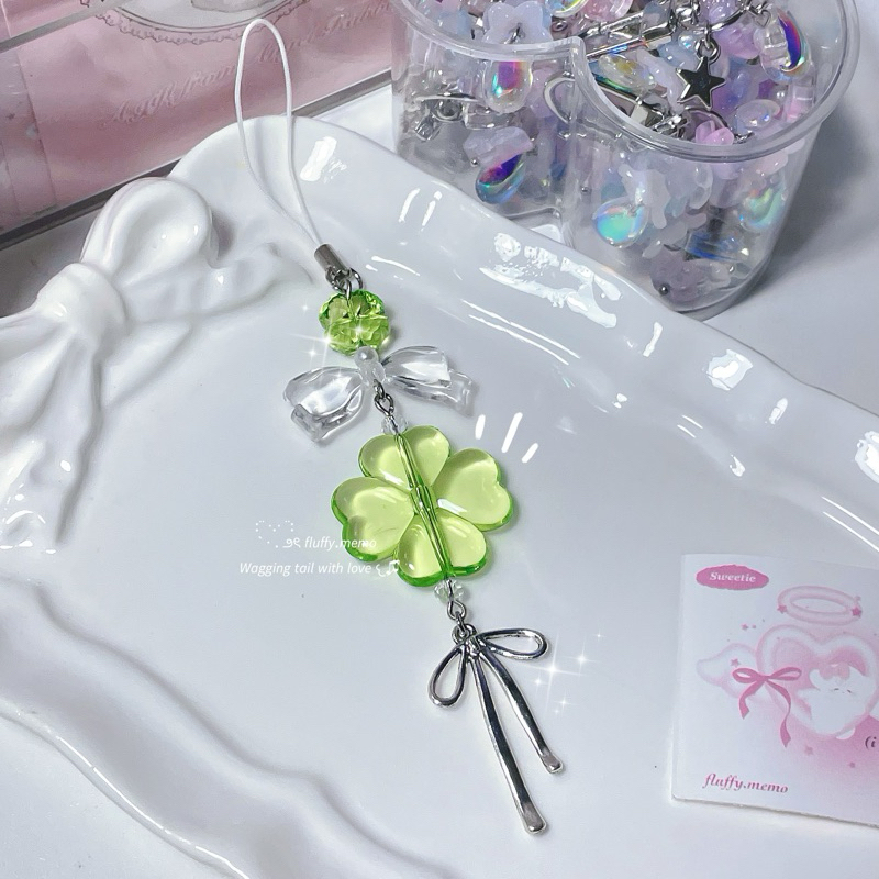 clover love ribbon phone charm สายคล้อง