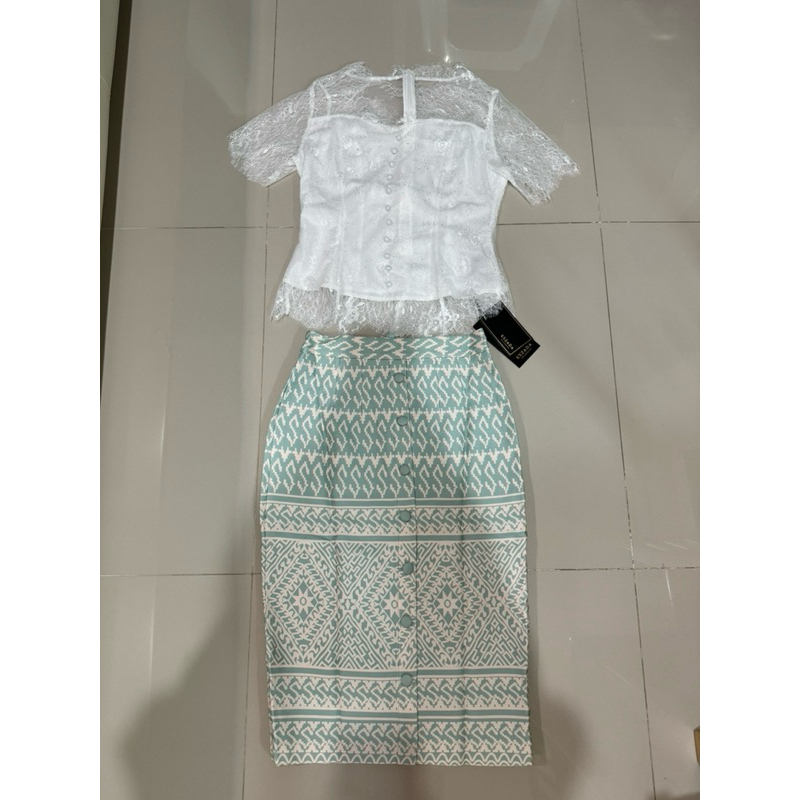 ชุดเซ็ทผ้าไทย งานป้าย Eszada sz.S