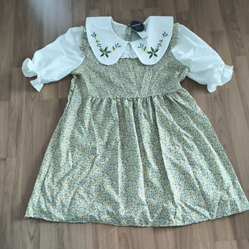 เดรสฟรีไซส์ ลายดอกไม้ ขนาด38-34-f ยาว34 มือ1 แบรน popup fashion