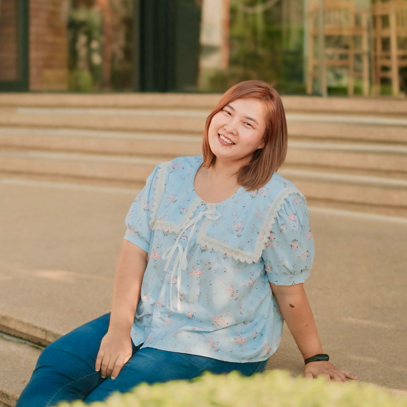 เสื้อสาวอวบ เสื้อไซส์ใหญ่ เสื้อสาวอวบคอปกเหลี่ยม แต่งลูกไม้ แขนสั้น หน้าผ้า 56“ อก 44-54”