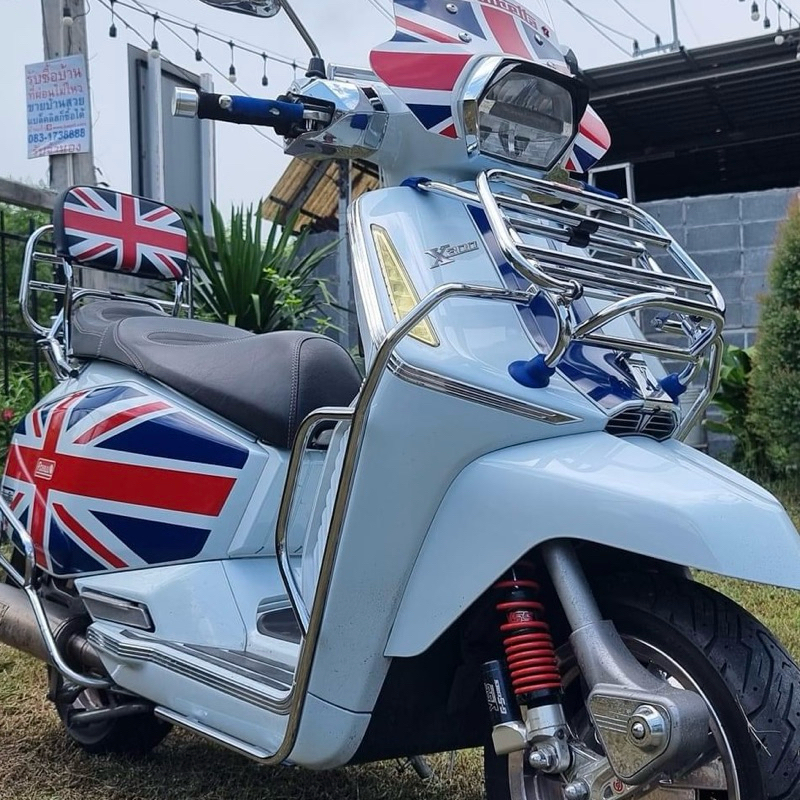 กันล้มข้างส่วนหน้า+ตะแกรงหน้า Buddy Seat สำหรับ Lambretta X200 และ X300 (ต้องใส่ตะแกรงหน้าของทางร้านเท่านั้น)