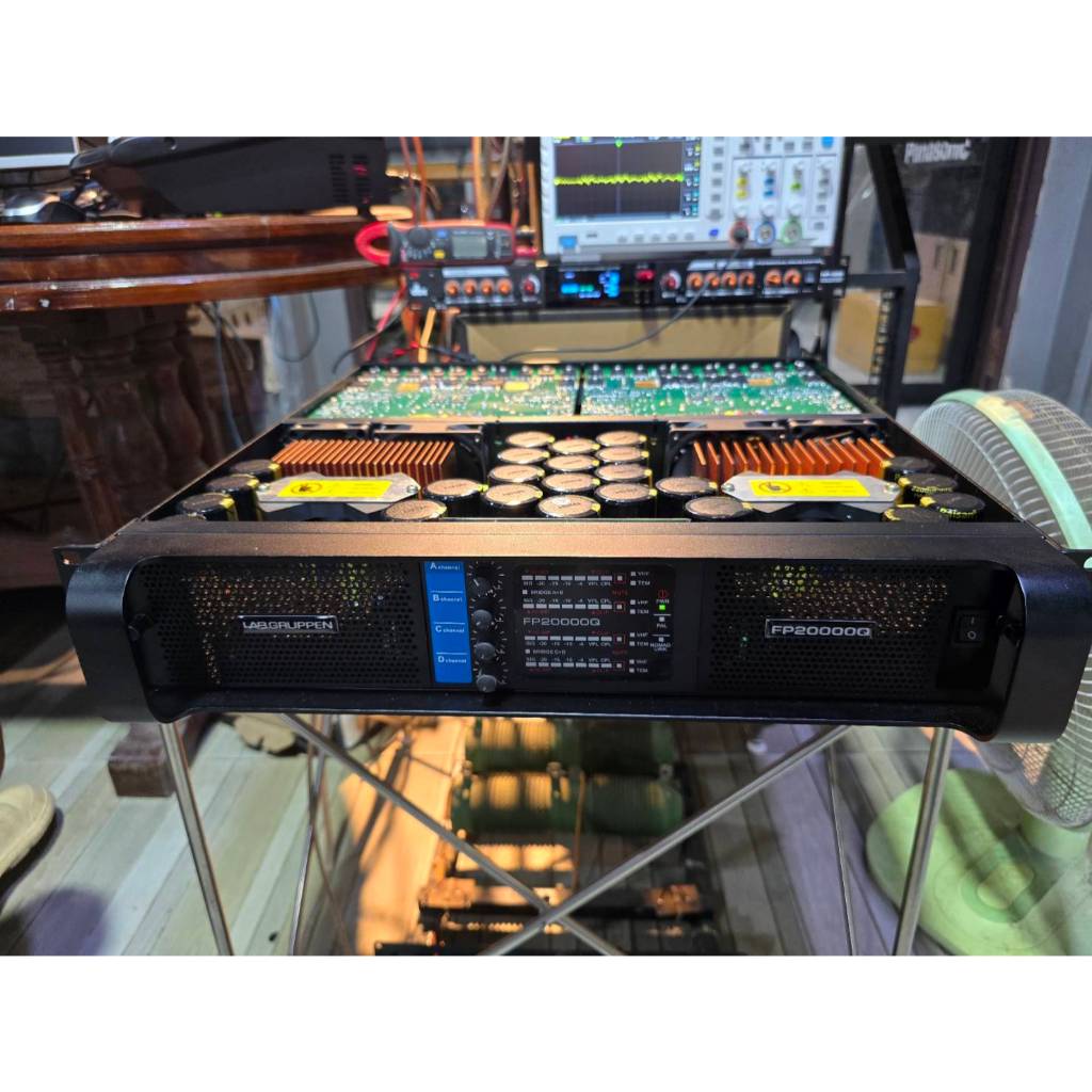 โคตรแอมป์ Lab.gruppen FP20000Q คลาส TD แรงสะใจ แน่นอนLAB Gruppen 4ช่อง,4000W*4 at 4 omh เสียงหนักแน่