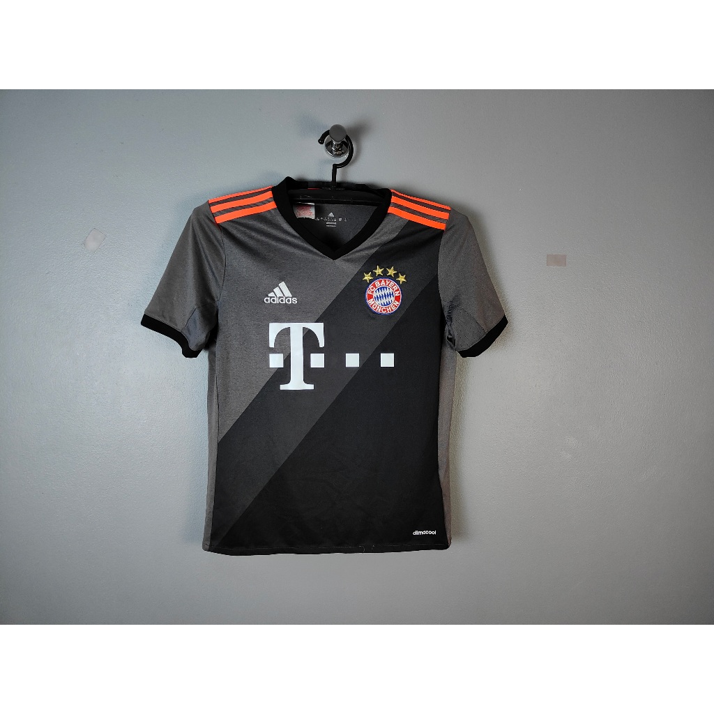 เสื้อแท้ทีม BAYERN MUNICH 2016