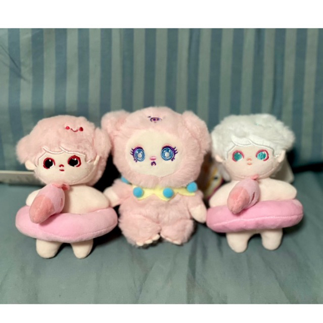 [พร้อมส่ง] พวงกุญแจตู้คีบ Dimoo/ Liila