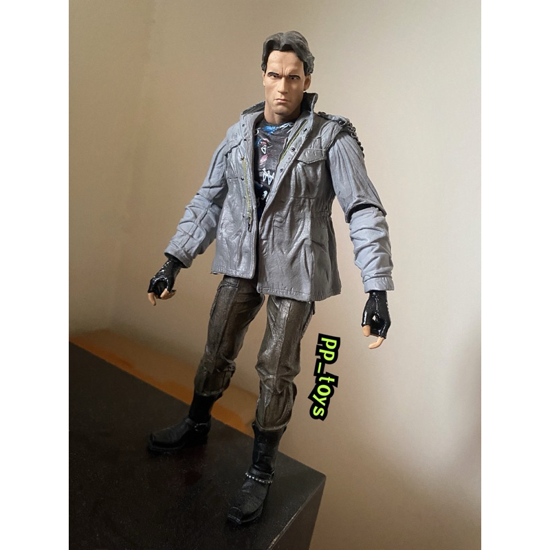 NECA T-800 Terminator Tech Noir 7” figure 1:10