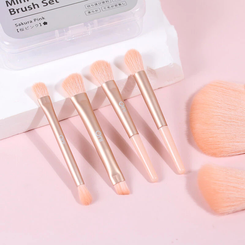 Oni 8 in 1 Mini Portable Brush Set #Sakura Pink