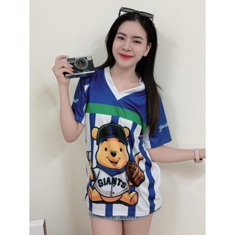 ( M18 ) เสื้อกีฬา คอวีไขว้ ลายริ้วน้องพู หน้า-หลัง