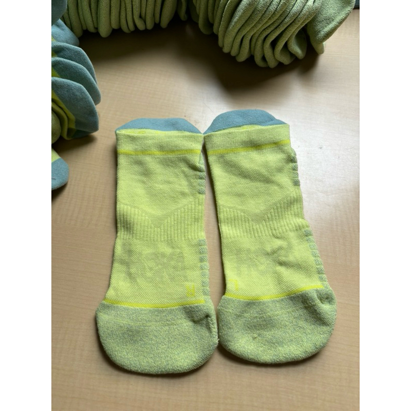 no tag⚠️Hoka running sock