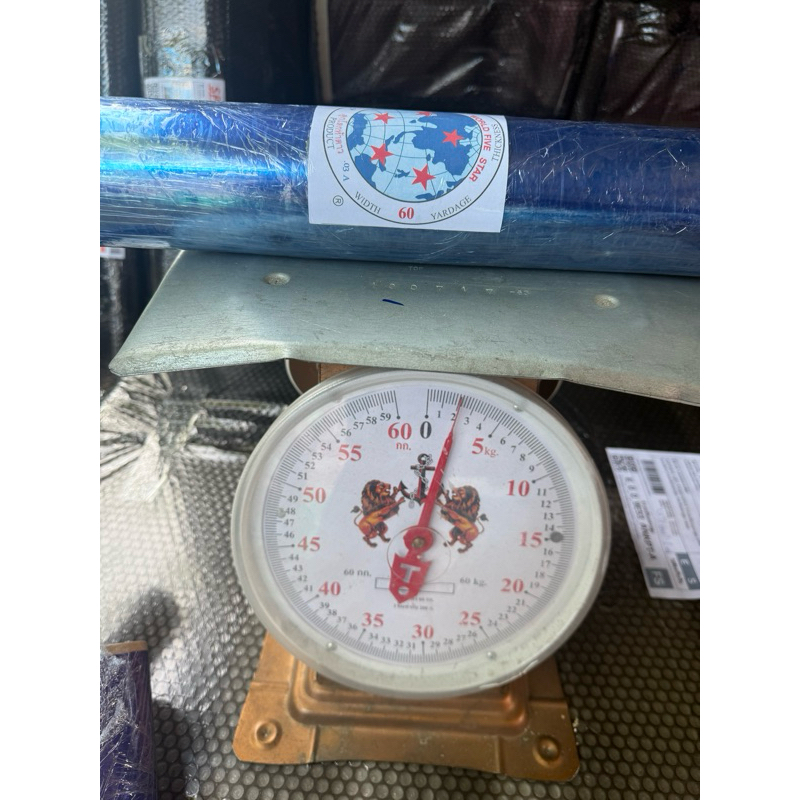 ม้วนพลาสติกPVC พลาสติกห่อของ กว้าง 54" หนา 0.03 มม. ยาว 25 หลา ตราช้าง , ยาว 45 และ 60 หลา ตราลูกโลก