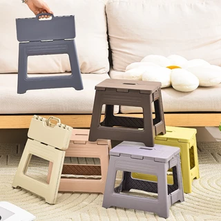 ราคาต่ําสุดใ !!เก้าอี้พับพกพา เก้าอี้พลาสติกอเนกประสงค์ Foldable Stool คุณภาพดีราคาถูกมีหลายสีให้เลือก