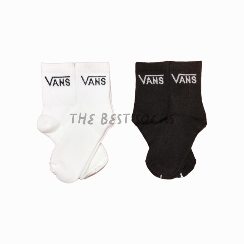 ถุงเท้าสตรีท Vans (ข้อกลาง)สีพื้น ขาว - ดำ FREE SIZE