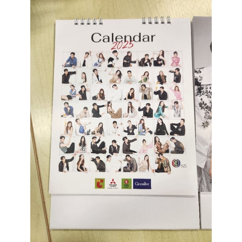 ปฏิทินช่อง 3 ปี 2025 (พ.ศ.2568) ปฏิทินตั้งโต๊ะ ปฏิทินดารา #Ch3Calendar2025 泰国三台2025明星年历 泰國三台2025明星年曆