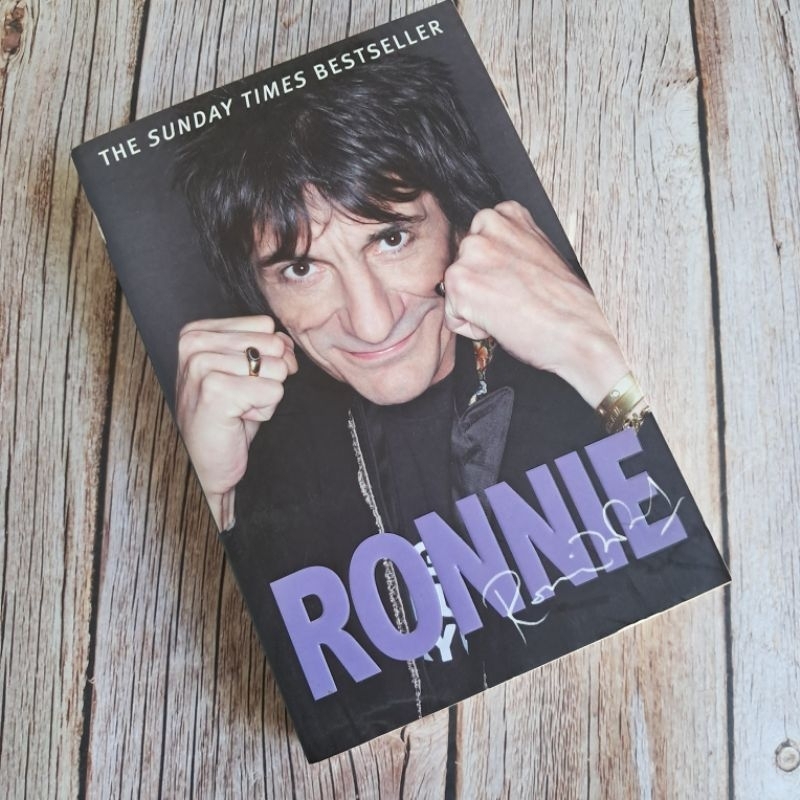 #มือสอง นิยายผู้ใหญ่ RONNIE.