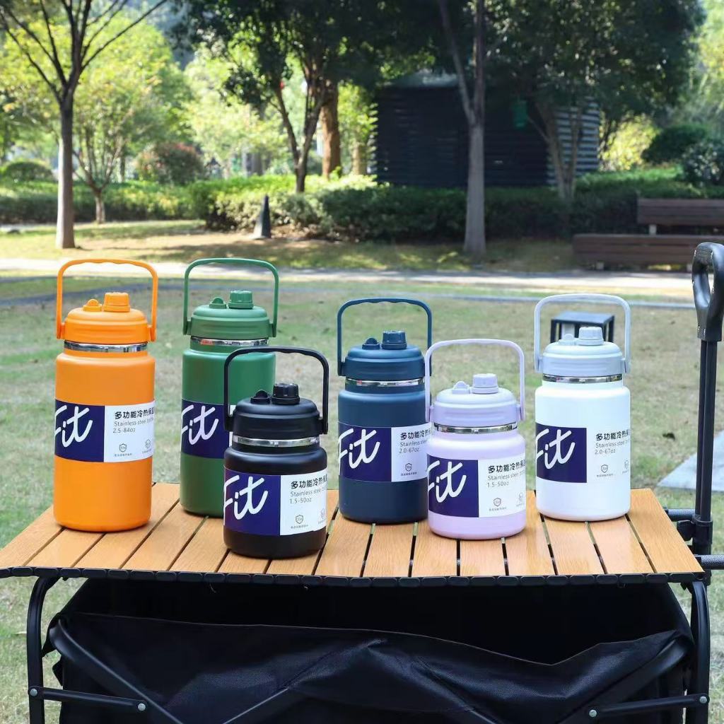 แก้วเก็บอุณหภูมิ กระติกน้ำ แสตนเลส304 ขนาด 2L-2.5L แก้วไหญ่ อย่างดี กระติกน้ำแข็ง เก็บความเย็นได้ดขวดน้ำ พกพา กลางแจ้ง