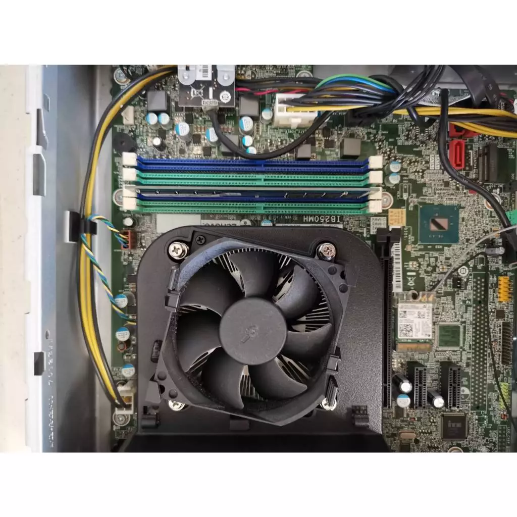 คอมพิวเตอร์ Lenovo ThinkCentre 710S Core i5-7400 SSD thumbnail 3