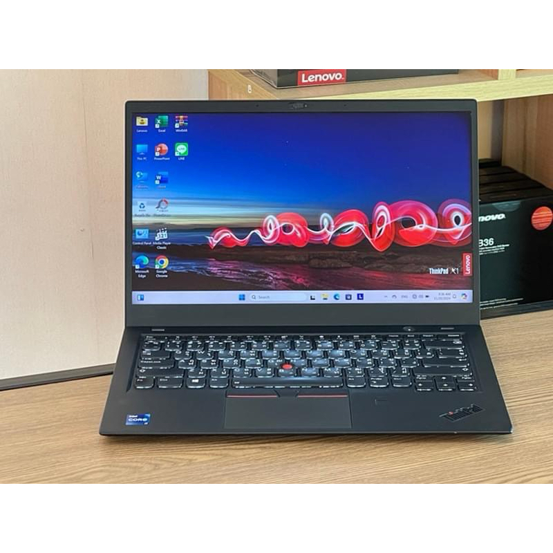 Lenovo ThinkPad X1 Carbon G6 i7-8550U SSD256GB RAM16GB Win 11 Pro คีย์ไฟ สินค้ามือสอง จอมีจุดไบร์ 1 