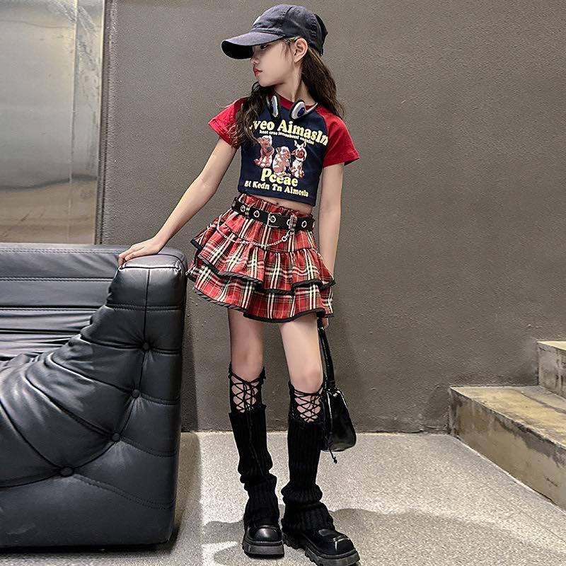 (ขายแยกชิ้น)(**พร้อมส่งจากในไทย**) NO.779 เสื้อทูโทนแดง-กรม Lveo / NO.780 กระโปรงสก็อตแดง แต่งกุ๊นดำ / NO.781 เข็มขัด