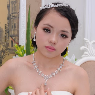 ชุดเครื่องประดับ สร้อยเพชร ต่างหู เพชร เครื่องเพชร พร้อมส่ง