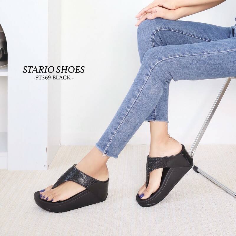 Softchu รุ่น ST369 รองเท้าเพื่อสุขภาพ หน้าคีบแฟชั่น สูง 2.5 นิ้ว ทรงสวยเดินคล่องตัว ซับด้านในนุ่มเท้าพื้นนุ่มใส่สบายเท้า