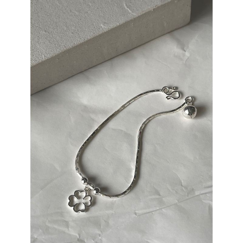 Silvery.day | Clover bracelet