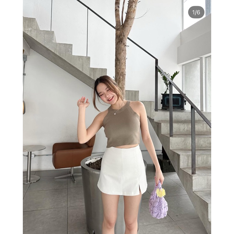 ส่งต่อ Babe Skirt Pants size S ผ้ายีนส์หนา สีขาว IG: ddarling_shop