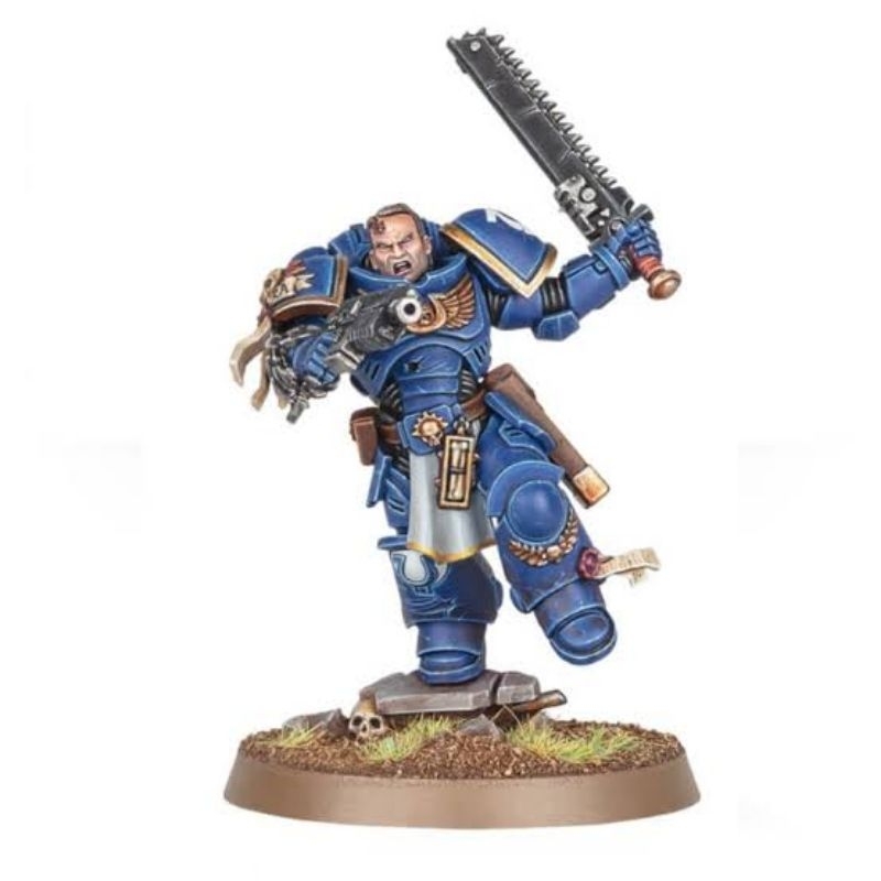 พร้อมส่ง Warhammer 40k: Space Marines: Lieutenant Titus ***no box***
