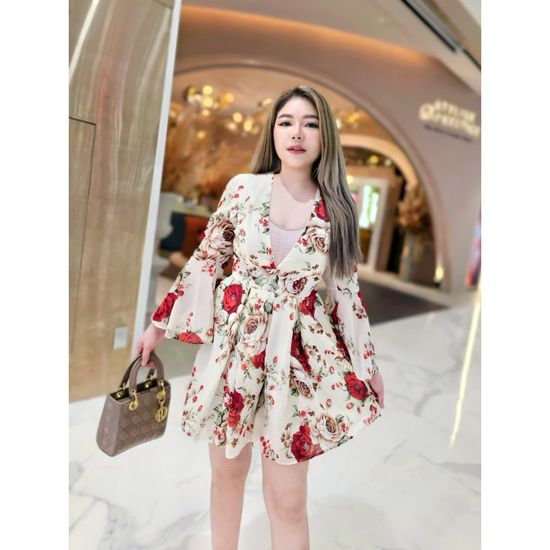 Hot Item จั๊มสั้นผ้าชีฟองลายดอกไม้แขนยาวปลายแขนกระดิ่งแซ่บมากNo.307#Maisie Shop