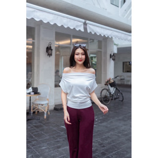 029 เสื้อยืดคอกว้างเปิดไหล่แขนล้ำสไตล์เบสิค (ผ้าคัตตอนแท้)