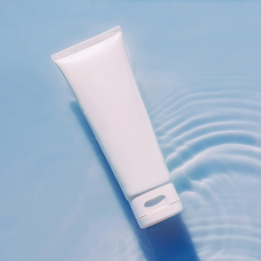 [โปรฯเปิดตัว 119.-/ให้คอม 20%] :Hybrid Sunscreen ครีมกันแดด SPF50+ PA++++ สีเบจ กันแดด กันน้ำ ไม่เป็นครบ